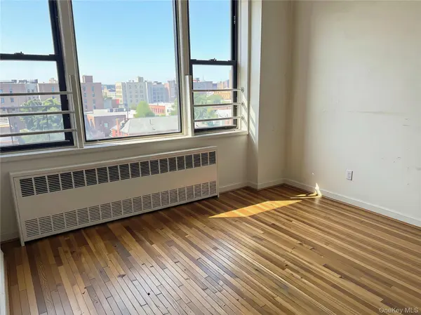 91-15 Lamont AVE #7J, Elmhurst, NY 11373