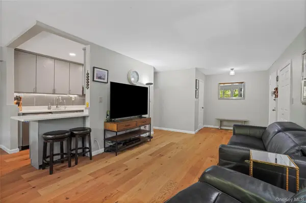 151-25 88th ST #1C, Howard Beach, NY 11414