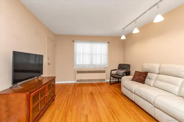 415 Merrick Road #1L, Rockville Centre, NY 11570