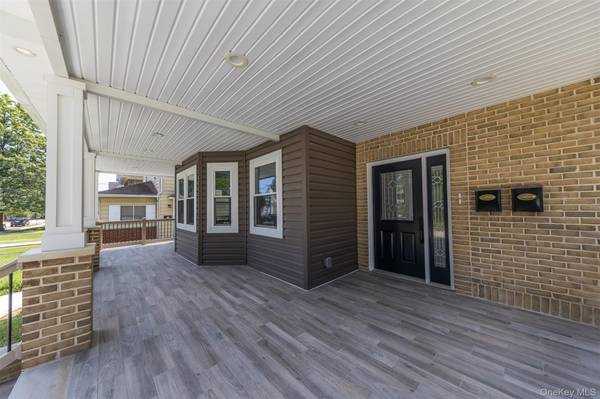 57 Earle Ave #1st Floor, Lynbrook, NY 11563