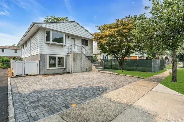 69 Edgewood RD #B, Port Washington, NY 11050