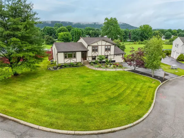 23 Buckingham PL, Washingtonville, NY 10992