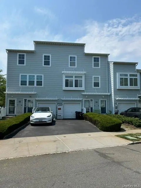 175 Schooner ST #A, Arverne, NY 11692
