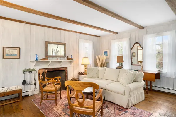 30 Clinton Academy LN, Amagansett, NY 11930