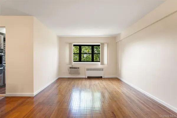 1910 Pelham Pkwy #5C, Bronx, NY 10461