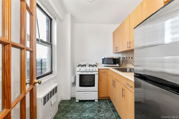 42-55 Colden ST #15J, Flushing, NY 11355