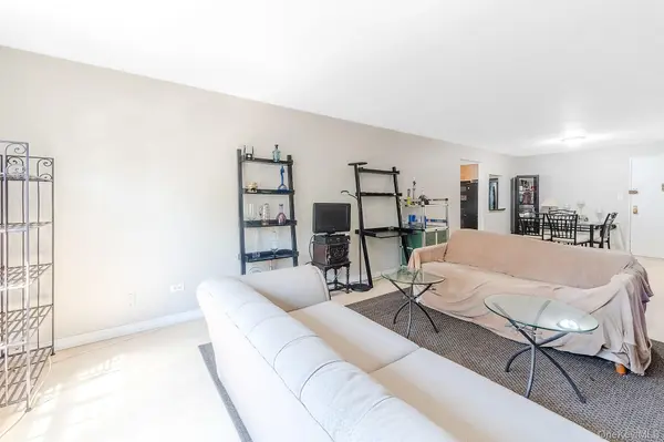 1215 Avenue M AVE #1F, Brooklyn, NY 11230