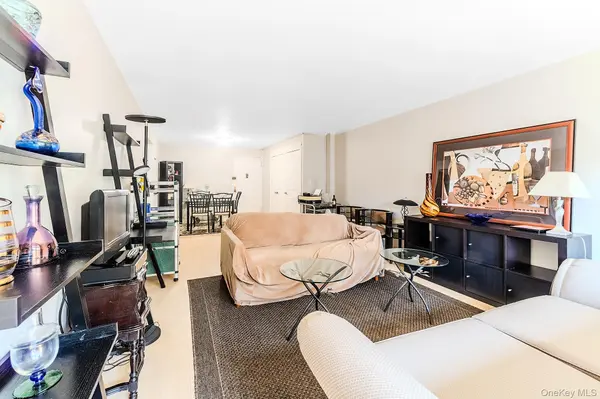 1215 Avenue M AVE #1F, Brooklyn, NY 11230