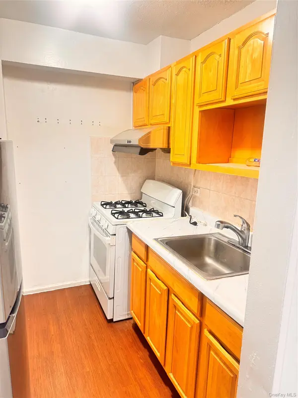34-20 Parsons BLVD #2H, Flushing, NY 11354