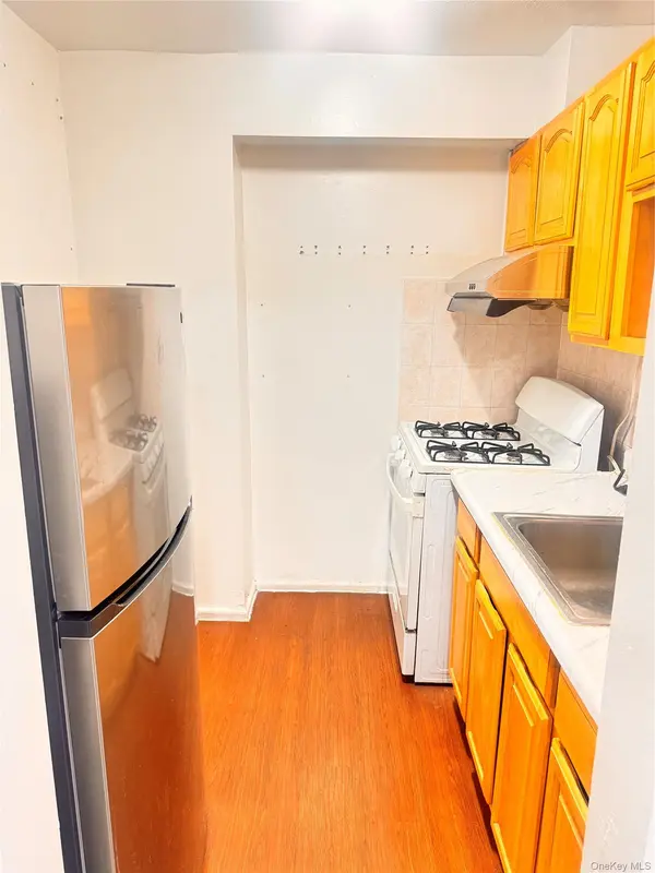 34-20 Parsons BLVD #2H, Flushing, NY 11354