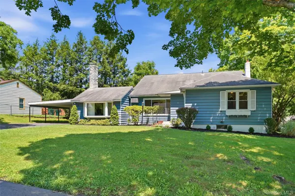 6 Jean ST, Ellenville, NY 12428
