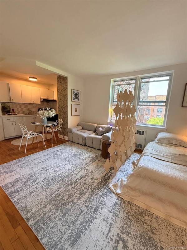 144-44 41st AVE #5J, Flushing, NY 11355