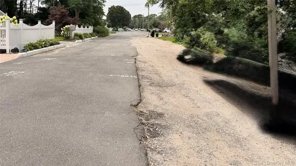 Johnson ST, Amityville, NY 11701