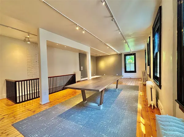 6378 Mill ST #2nd Floor, Rhinebeck, NY 12572