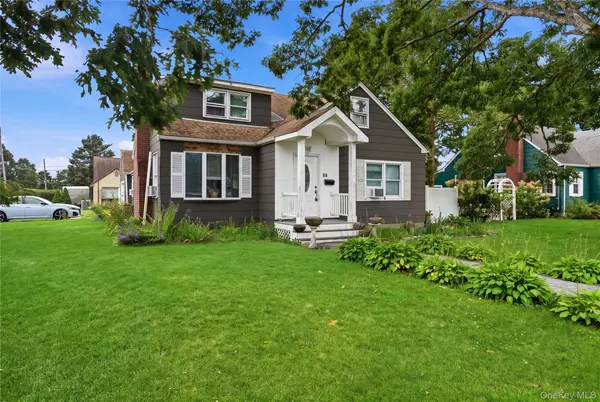 80 Everett ST, Patchogue, NY 11772