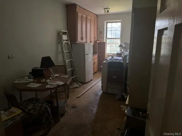 127 Second Street #1F, Garden City, NY 11530