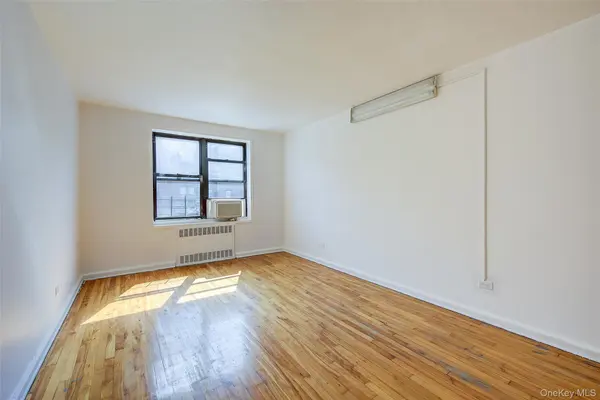 34-20 78th ST #4J, Jackson Heights, NY 11372