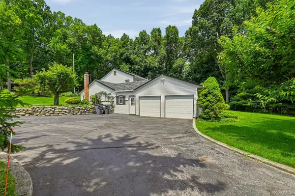 2 Buena Vista TER, Central Valley, NY 10917