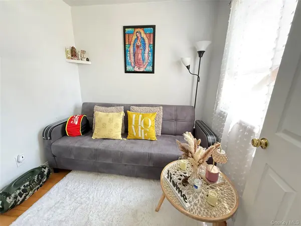 14-18 114th ST, College Point, NY 11356