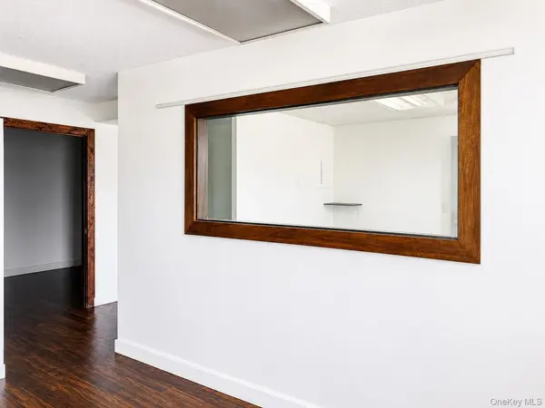 3370 Prince ST #807, Flushing, NY 11354