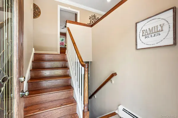 6 Prince RD, Mahopac, NY 10541