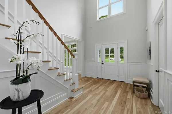 333 Concord CT, Dix Hills, NY 11746