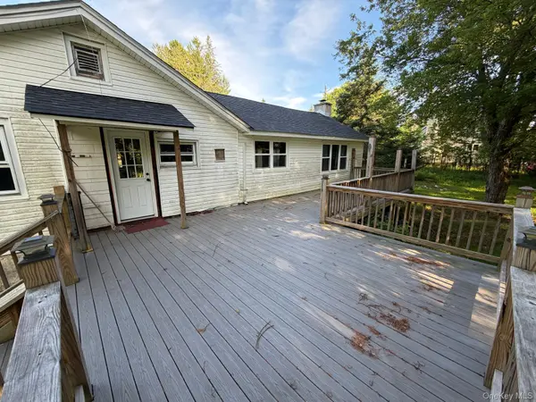 372 Lt Brender Hwy, Ferndale, NY 12734