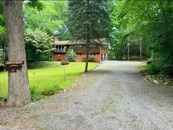 94 Whangtown RD, Carmel, NY 10512