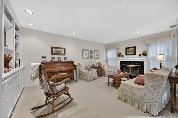106 Spring RD, Huntington, NY 11743