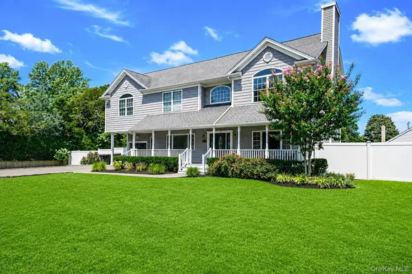 299 Patchogue Yaphank RD, East Patchogue, NY 11772