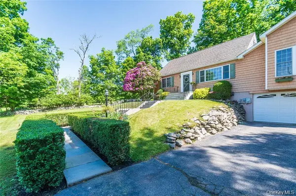 31 Bendlin LN, Howells, NY 10932