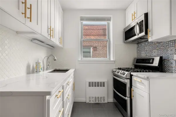 102-55 67th DR #6F, Forest Hills, NY 11375