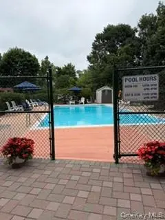 47-27 Little Neck Pkwy Little Neck pkwy #3G, Little Neck, NY 11362