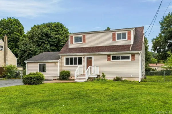 14 Robyn DR, Monroe, NY 10950