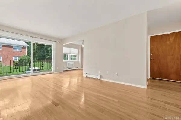 8 Colonial RD #36, Beacon, NY 12508