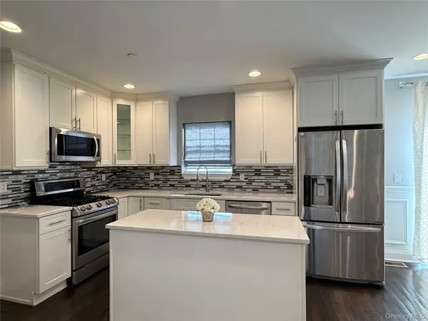 318 Cross ST #2, Westbury, NY 11590