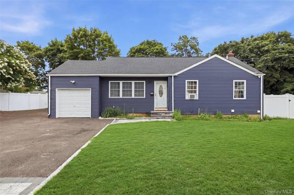 308 Hancock ST, Brentwood, NY 11717