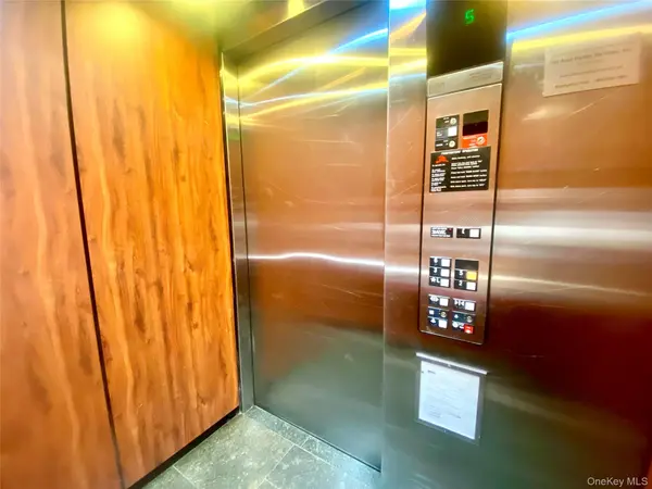 38-22 147th ST #5B, Flushing, NY 11355