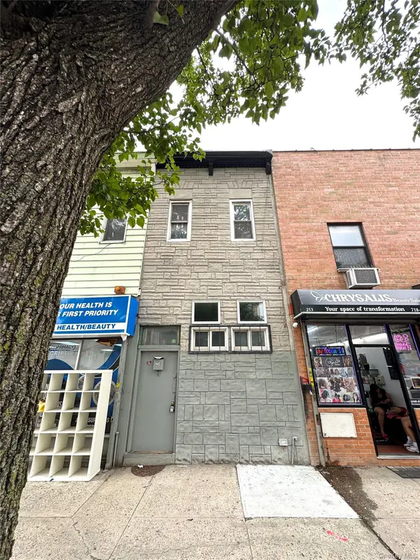 251 Graham AVE, Brooklyn, NY 11206