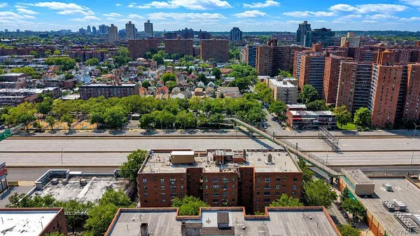 9910 60th AVE #5J, Corona, NY 11368