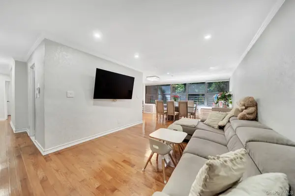 75-26 Bell BLVD #LD, Oakland Gardens, NY 11364