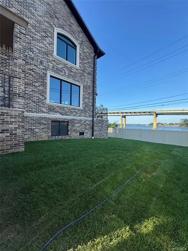 168-19 12th RD, Whitestone, NY 11357
