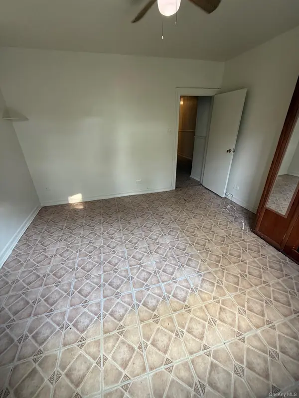 2116 Honeywell AVE #5, Bronx, NY 10460