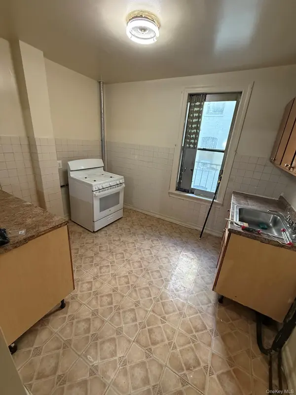 2116 Honeywell AVE #5, Bronx, NY 10460