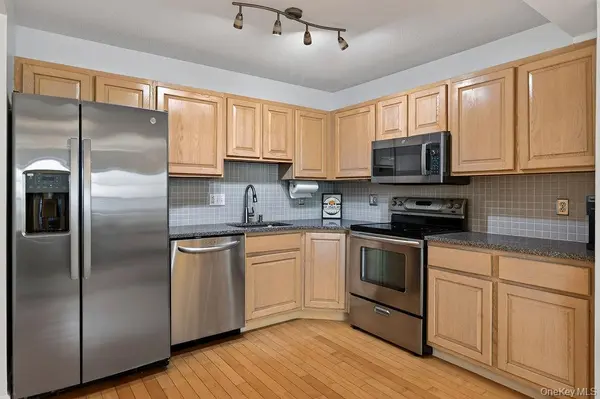 355 Old Tarrytown RD #107, White Plains, NY 10603