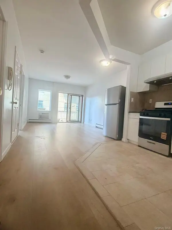 4231 Colden ST #R1H, Flushing, NY 11355