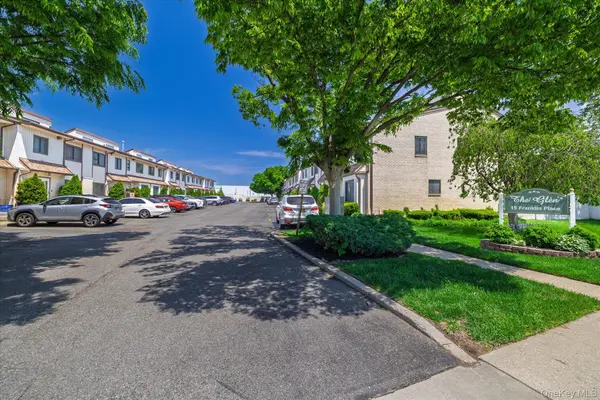 15 Franklin PL #16, Oceanside, NY 11572