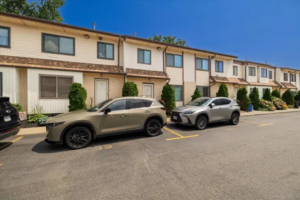 15 Franklin PL #16, Oceanside, NY 11572