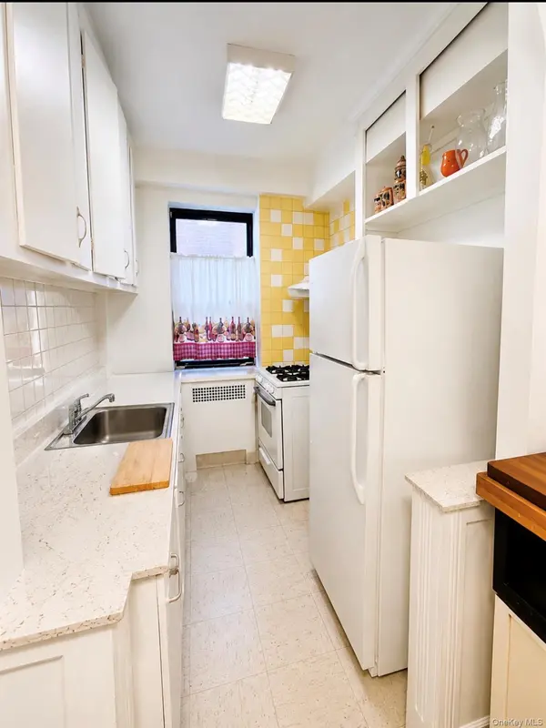 420 West 206th ST #3G, New York (manhattan), NY 10034