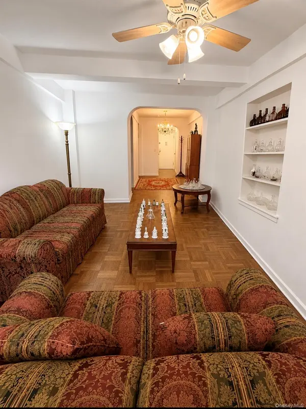 420 West 206th ST #3G, New York (manhattan), NY 10034